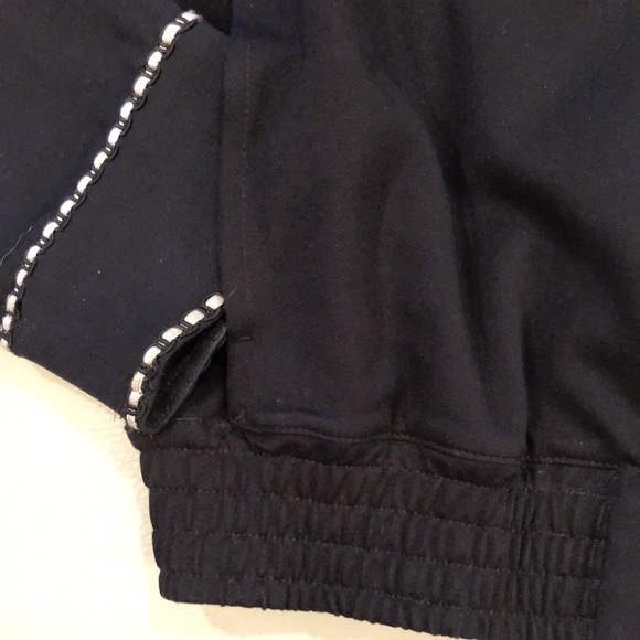 St. John Sport black zip jacket with white trim - Picture 5 of 8